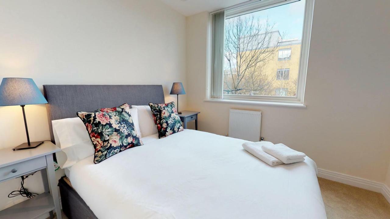 Niksa Serviced Accommodation - Welwyn Garden City Business Park Buitenkant foto